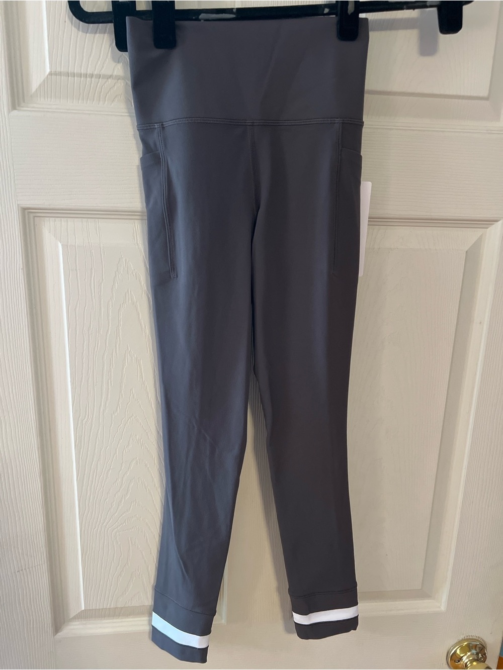 #268 NWT Athleta Saluta Stash Colorblock 7/8 Tight Legging Gray XXS Powervita